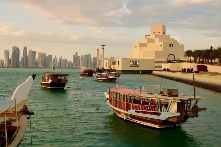 2 Hours Panaromic Dhow Boat Cruise of Doha - Seeing West Bay from the water
