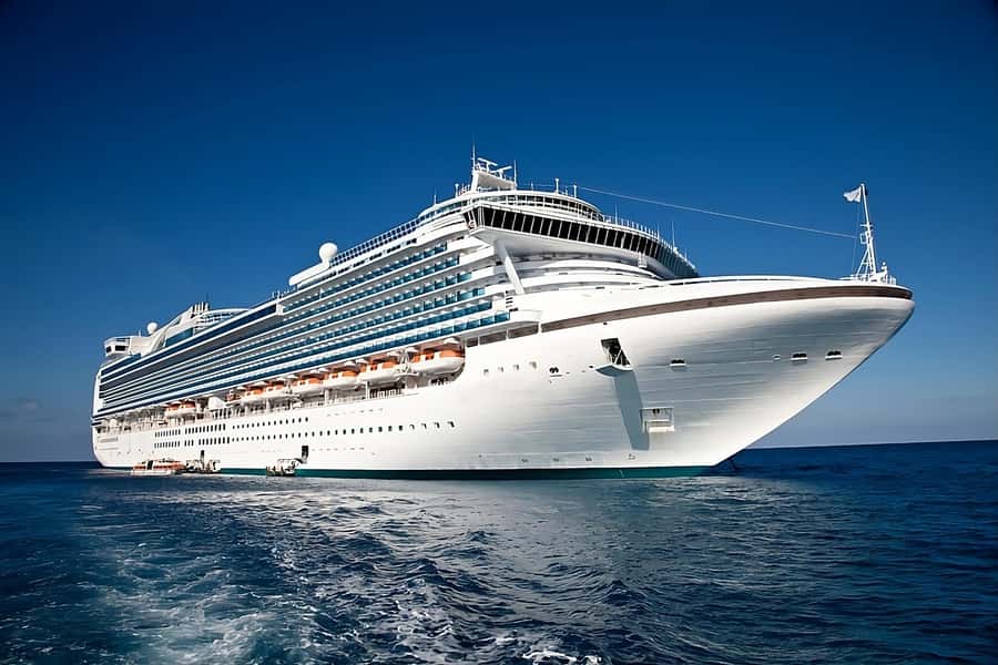2 Hours Panaromic Dhow Boat Cruise of Doha - Pickup from Doha, the airport, or cruise terminal