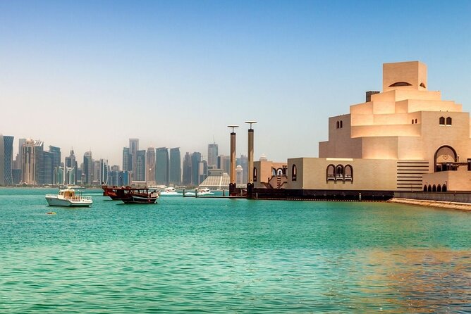 City Tour In Doha || Souq Waqif || Courniche || The Pearl,Katara - Katara Cultural Village and the meeting of old and new
