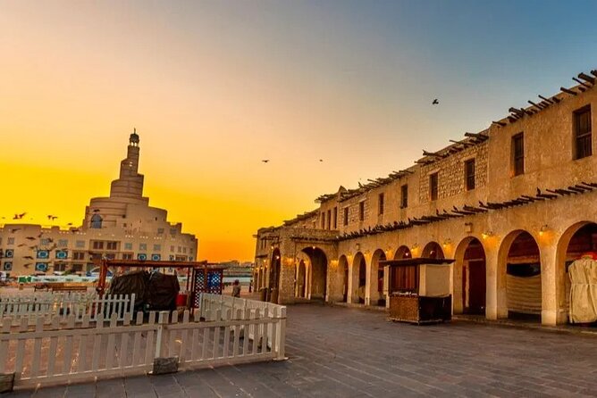 City Tour In Doha || Souq Waqif || Courniche || The Pearl,Katara - Mina District and the old Doha port
