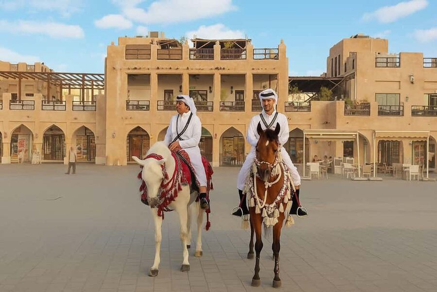 Doha City Tour & Dhow Boat Ride with Pickup-Dropoff - Meeting your guide at the airport, port, or hotel