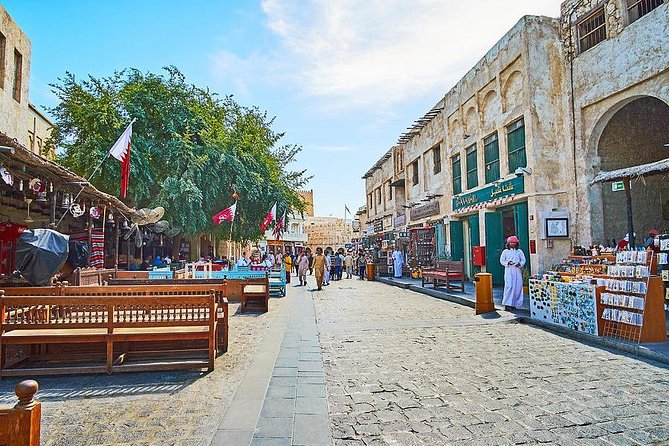 Doha City Tour: Souq Waqif, Katara, The Pearl, and Corniche - The Pearl Island, polished promenades and luxury shopping
