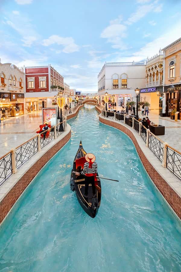 Doha City Tour, Villaggio Mall and Free Gondola Ride - Villaggio Mall: a gondola ride under painted skies