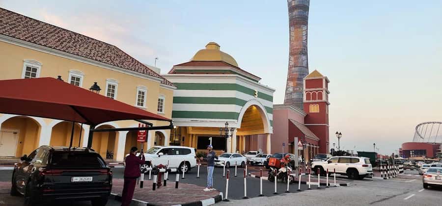 Doha City Tour, Villaggio Mall and Free Gondola Ride - Souq Waqif: start with spices, stalls, and narrow lanes