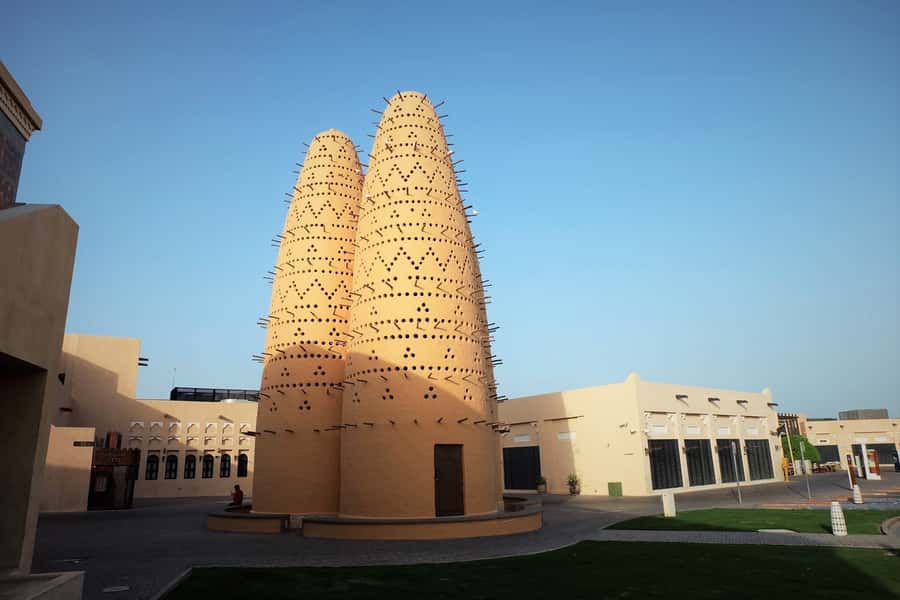 Doha: Combo City Tour, Souq Waqif & 4WD Desert Safari - Dune bashing, sandboarding, and the Inland Sea