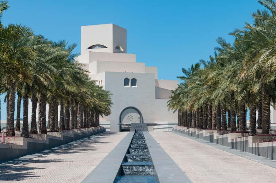 Doha: Guided City Tour to Souq Waqif, katara & pearl-island - What the Guide Adds to the Experience