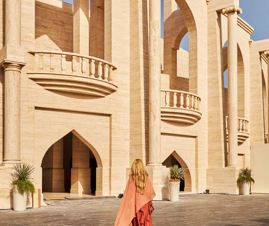 Doha: Hidden Alleys, Modern Marvels and Museums Guided Tour - Doha in one short, sharply contrasting route