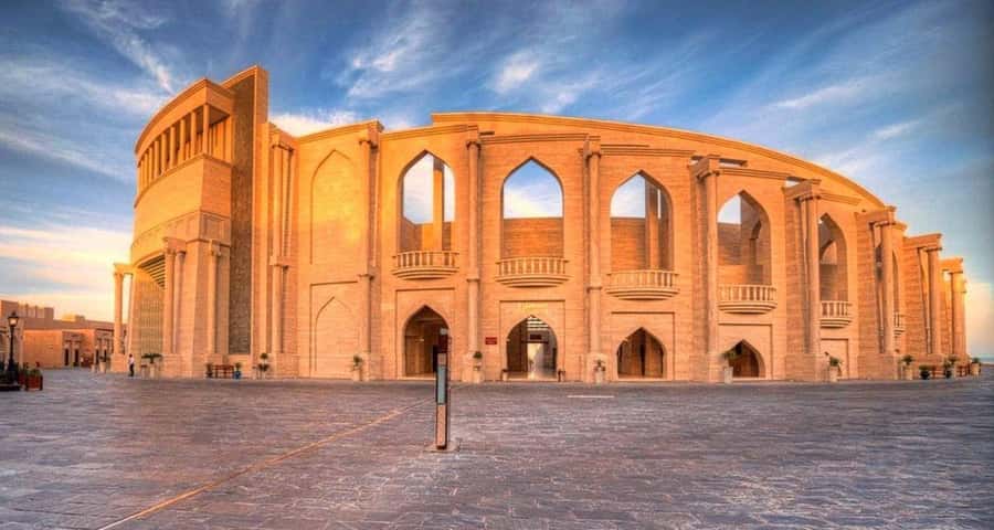 Doha Highlights tour with German speaking Tour Guide - The Pearl-Qatar, Doha’s polished island district