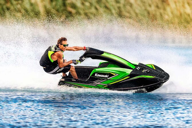 Doha: Jet Ski to Skyline with View of Katara and Pearl Qatar - The safety briefing comes first