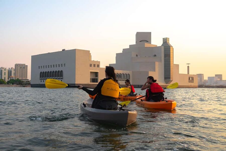 Doha: Kayaking or Paddleboarding at MIA Park - Best Times to Consider the Activity