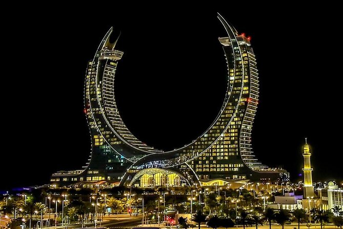 Doha Night/Day/Morning City Tour (4-hours Private Doha City Tour) - The Pearl Qatar and its polished waterfront