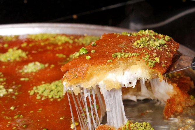 Doha: Pearl Island Food Tour – 7 Tastings, AC Vehicle - How much food do you really get?