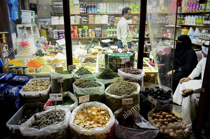 Doha Private Night City Tour – With or Without Local Meal - The Pearl: modern Qatar by night