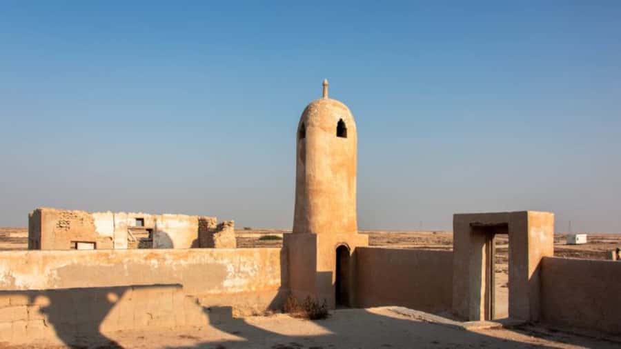 Doha: Private North Qatar Tour, Mangroves, & Zubara Fort - Jumail village and the quiet power of ruins
