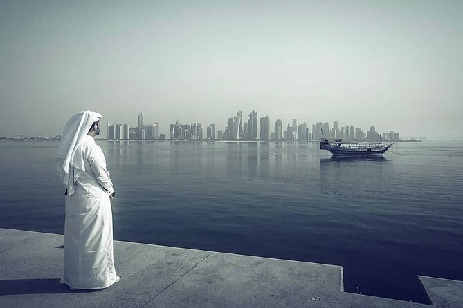 Doha Private Transit Night City Tour From Doha Airport - Guides can shape the whole evening