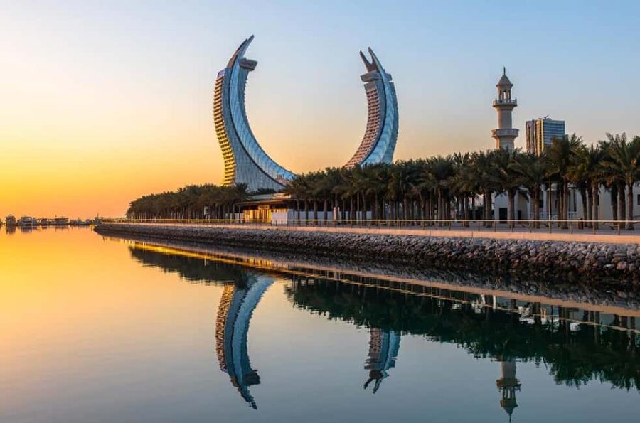 Doha: Professional Guided City Tour To All Main Attraction - A useful first morning in Doha