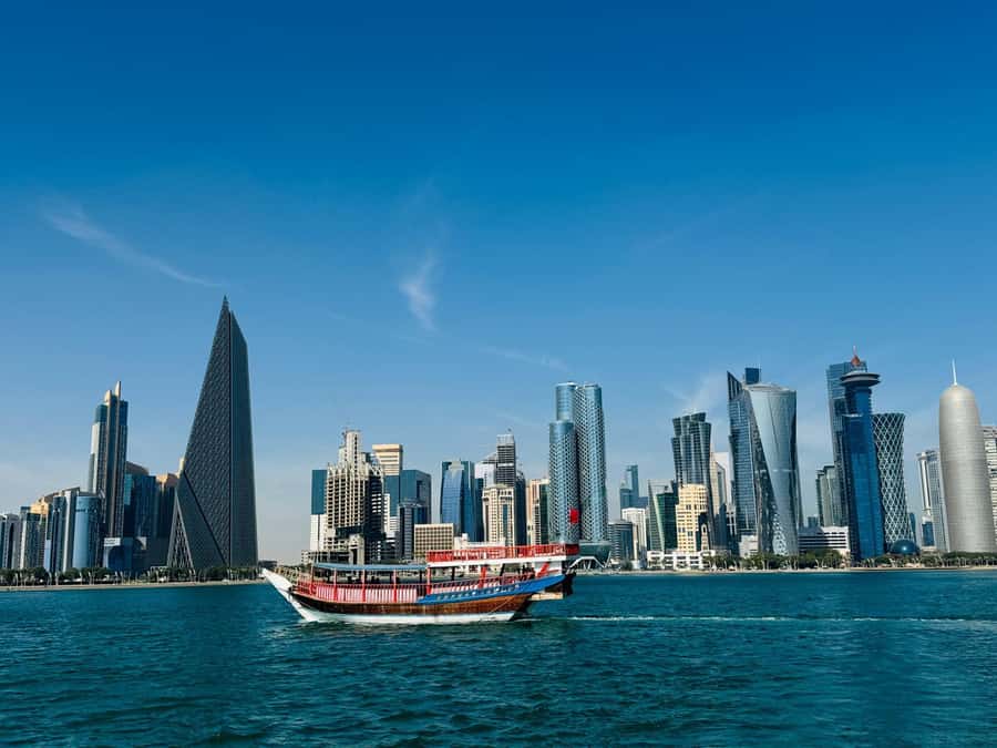 Doha, Qatar: City Sightseen Tour & Dhow Ride (Group/Private) - One useful hour inside Souq Waqif