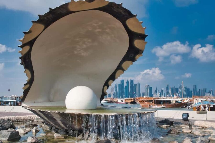 Doha's Urban Oasis City Tour with Dhow Boat Cruise (2 Hours) - The Doha Corniche connects the city to the water