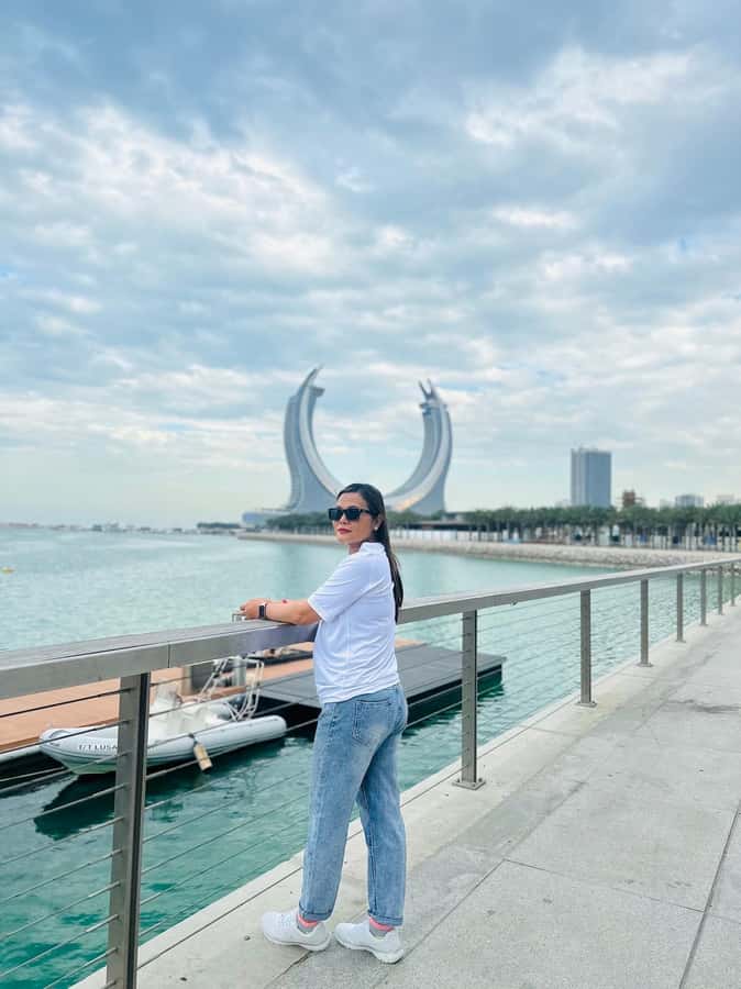 Doha: Souq Waqif/The Pearl Island/Katara 4 Hour Private Tour - The value of a private guide and included transport