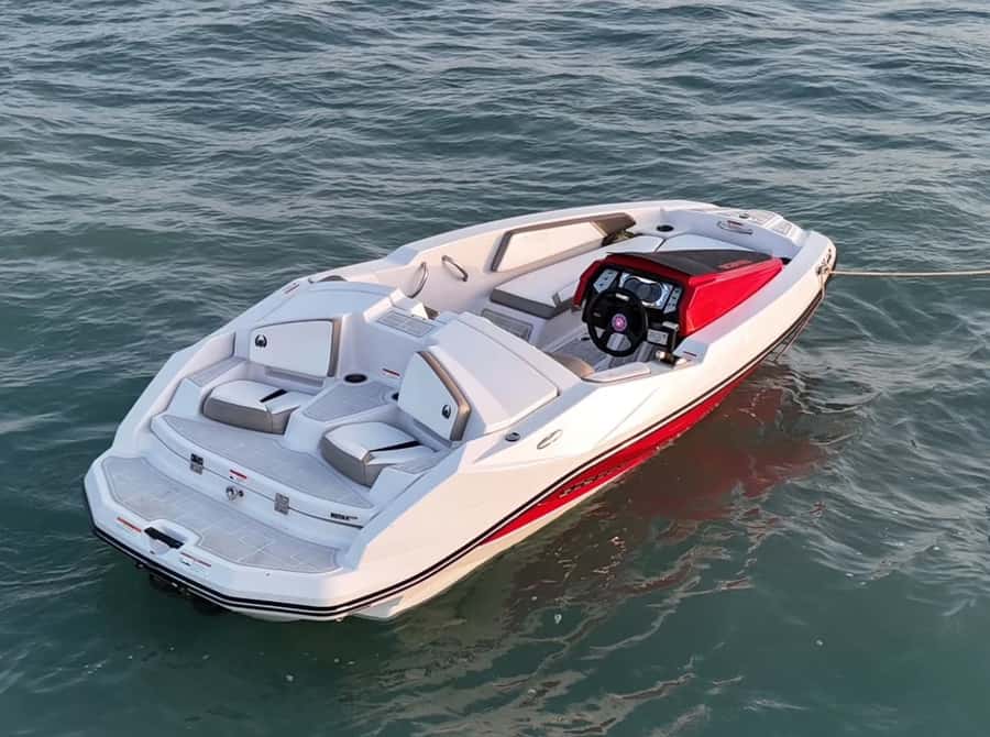 Doha: Speed Boat Adventure – 1 Hour Thrill Ride - Pickup, transfers, and a confusing schedule