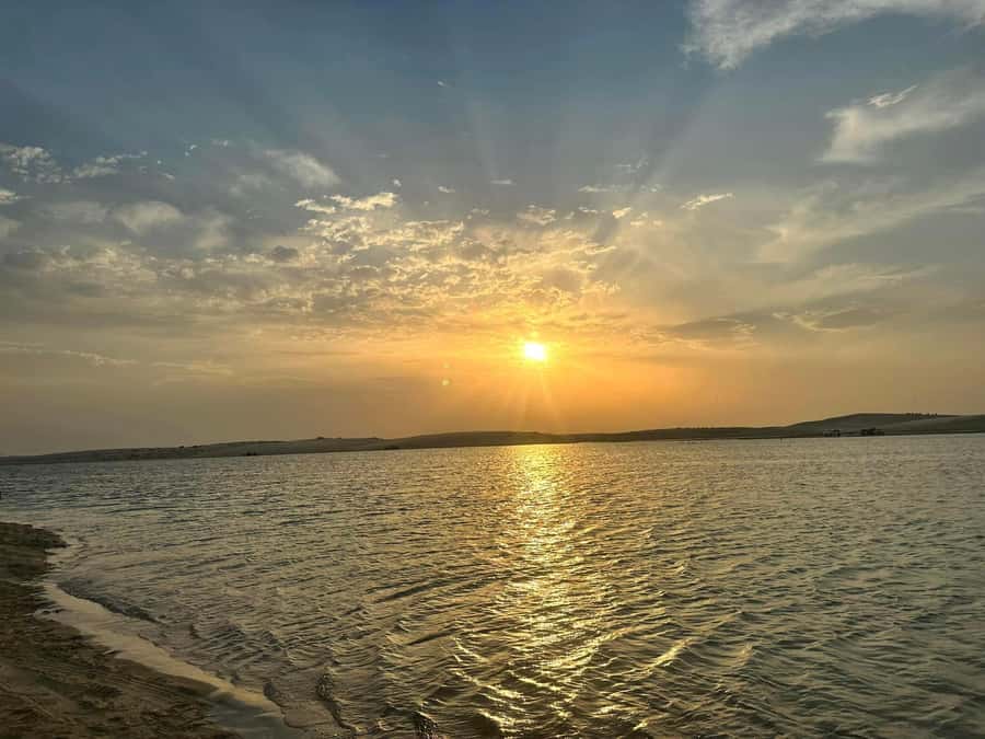 Doha: Sunset desert tour with Camel Ride, Inland Sea & Tea - Key points to know before booking