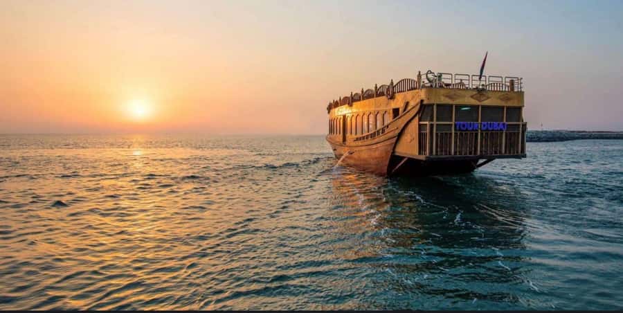 Doha:Traditional Dhow Cruise with Pickup and Drop-off - The guide and the feel of the service