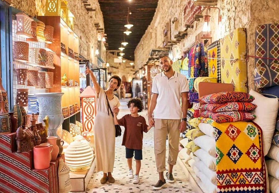 Doha: Transit Exclusive Doha City Tour with Transfer - Galeries Lafayette for tax-free luxury shopping