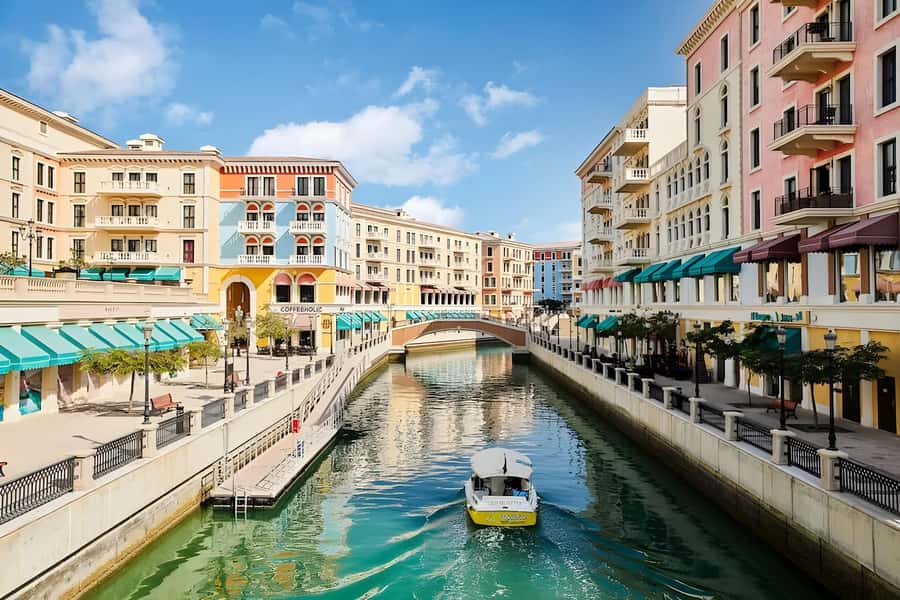 Doha: Visit Souq Waqif, Katara, Pearl, Museum, Cornishe - Souq Waqif: where the tour feels most personal
