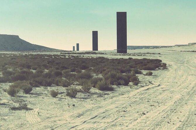 Doha: West Coast Tour , Richard Serra Sculpture, Zekreet - The Limestone Rocks and West Coast Setting