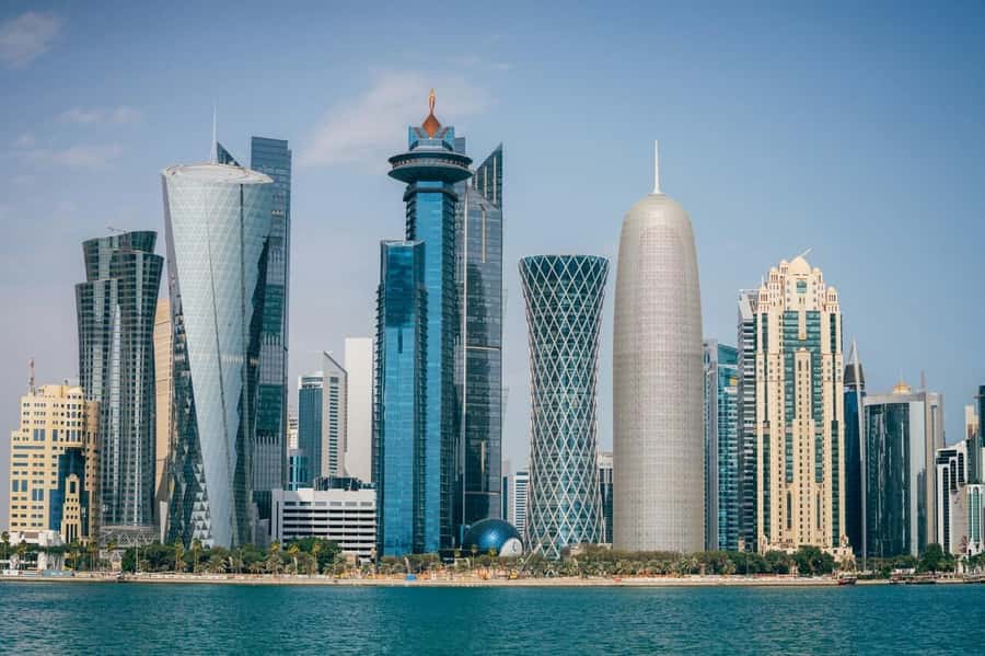 "Explore Doha: 4-Hour City Highlights Tour." - A useful four-hour introduction to Doha