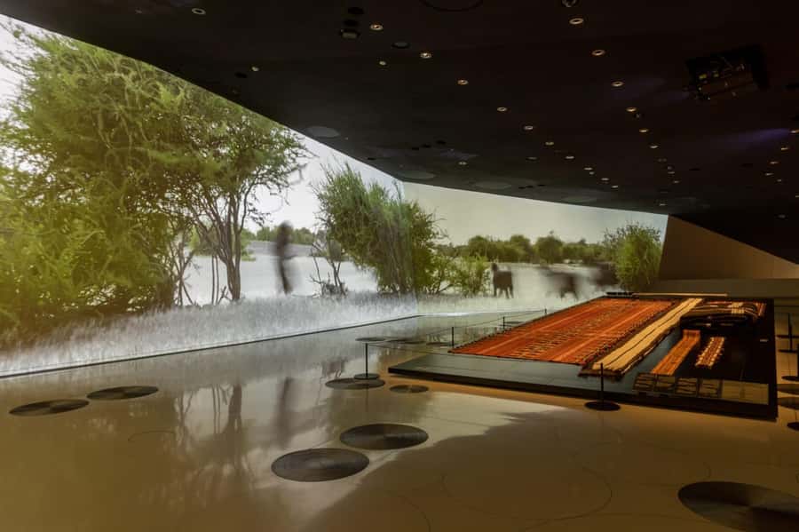 National Museum of Qatar: Admission Ticket - Begin with the building, not the ticket desk