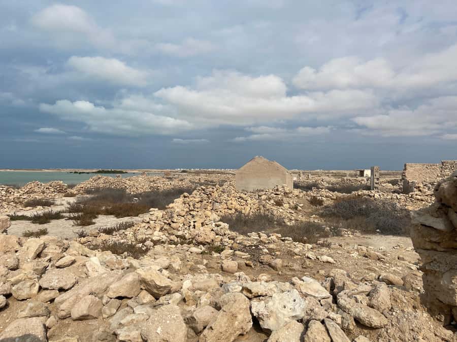 North of Qatar: Olafur Eliasson Exibit, Zubara fort & jumail - What the 4x4 drive adds