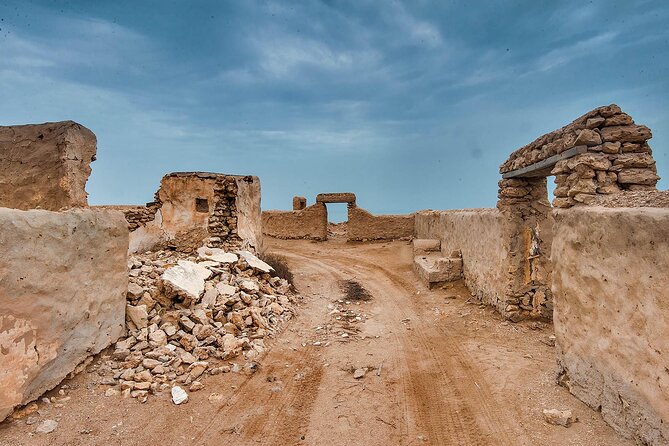 North of Qatar Tour - Old villages, Al Ruis, and the northern coast