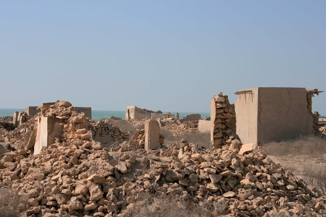 North of Qatar Tour|Zubara Fort, Purple Island & Mangroves Colony - The private format and guide quality