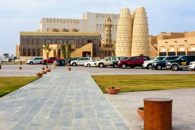 Private City Tour of Doha |Souq Wagif,Corniche,The pearl, Katara - The Corniche and Doha’s seven-kilometer waterfront
