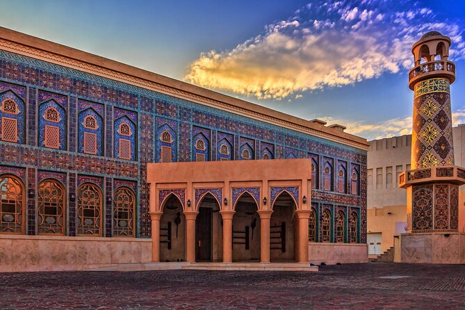 Private City Tour of Doha |Souq Wagif,Corniche,The pearl, Katara - The private vehicle makes the schedule work