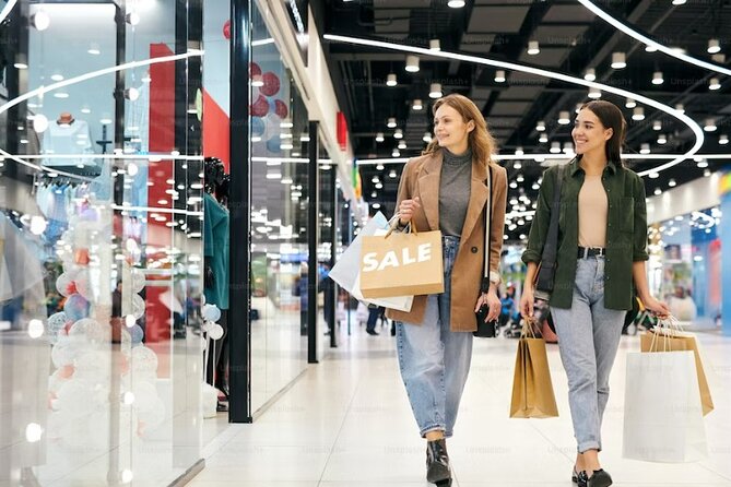 Private Half-day Shopping Tour, Corniche Stop and Doha Skyline - Villaggio Mall turns shopping into a spectacle