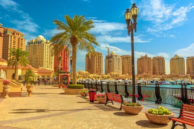 Private Highlights Tour of Doha City and Dhow Cruise Ride - Spending 90 minutes in Souq Waqif