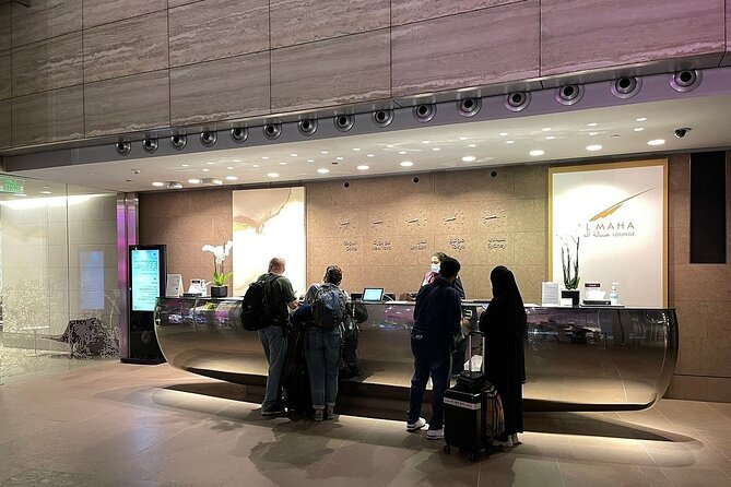 Qatar: Doha Hamad International Airport (DOH) Al Maha Lounge - What the four or eight-hour pass gives you