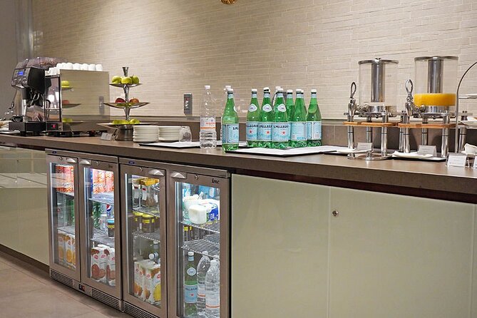 Qatar: Doha Hamad International Airport (DOH) Al Maha Lounge - Busy periods and possible lounge changes