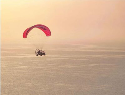 Qatar’s Skybound Adventure: Exclusive Private Paratrike tour
