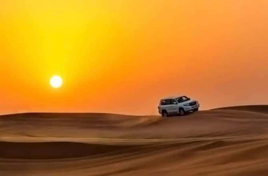 Qatar: Sunset Desert Safari with Camel Ride & Sandboarding - Should you book it?
