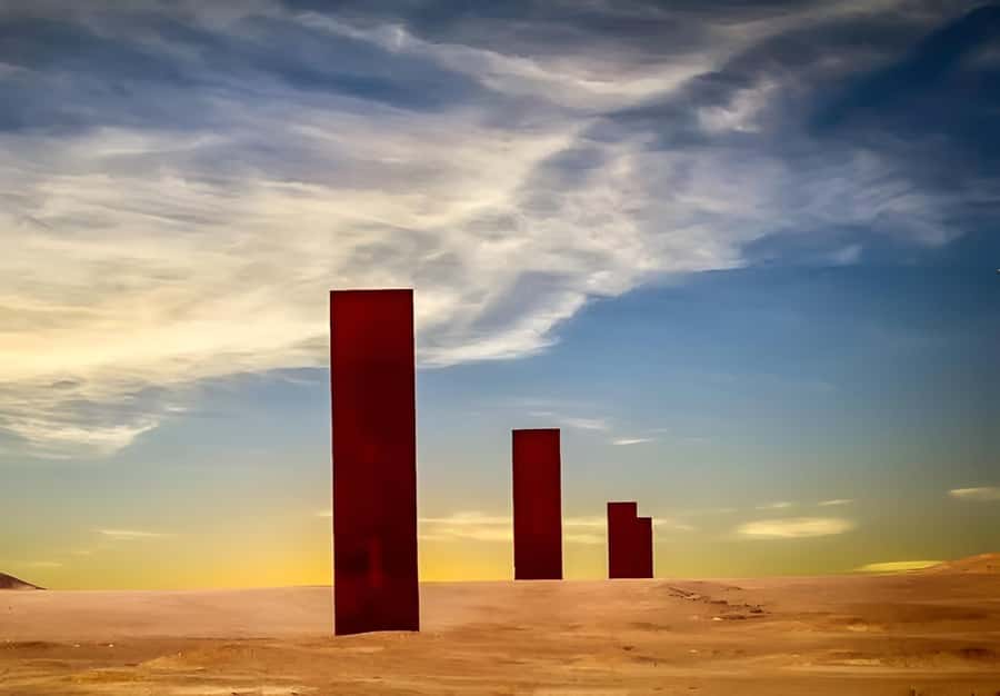 Qatar West Coast: Mushroom Rock & Camel Racing Experience - Zekreet’s Mushroom Rock and the western desert