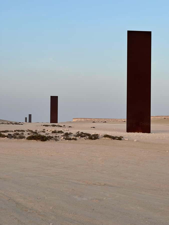 West Qatar tour to Richard Sierra sculpture,Umbrella Rock - Who will enjoy this west Qatar outing